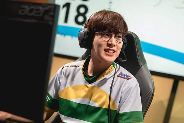 Flame League of Legends