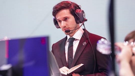 “The team will be able to try hard if they all care for each other” – An Interview with Coach Pr0lly