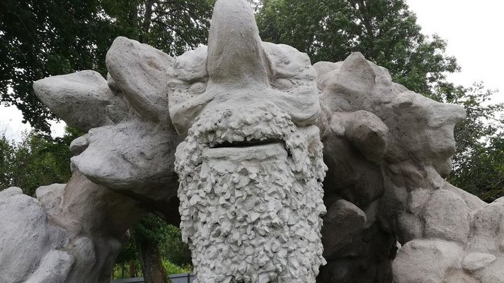 Dota 2: Man Creates Massive Tiny Sculpture