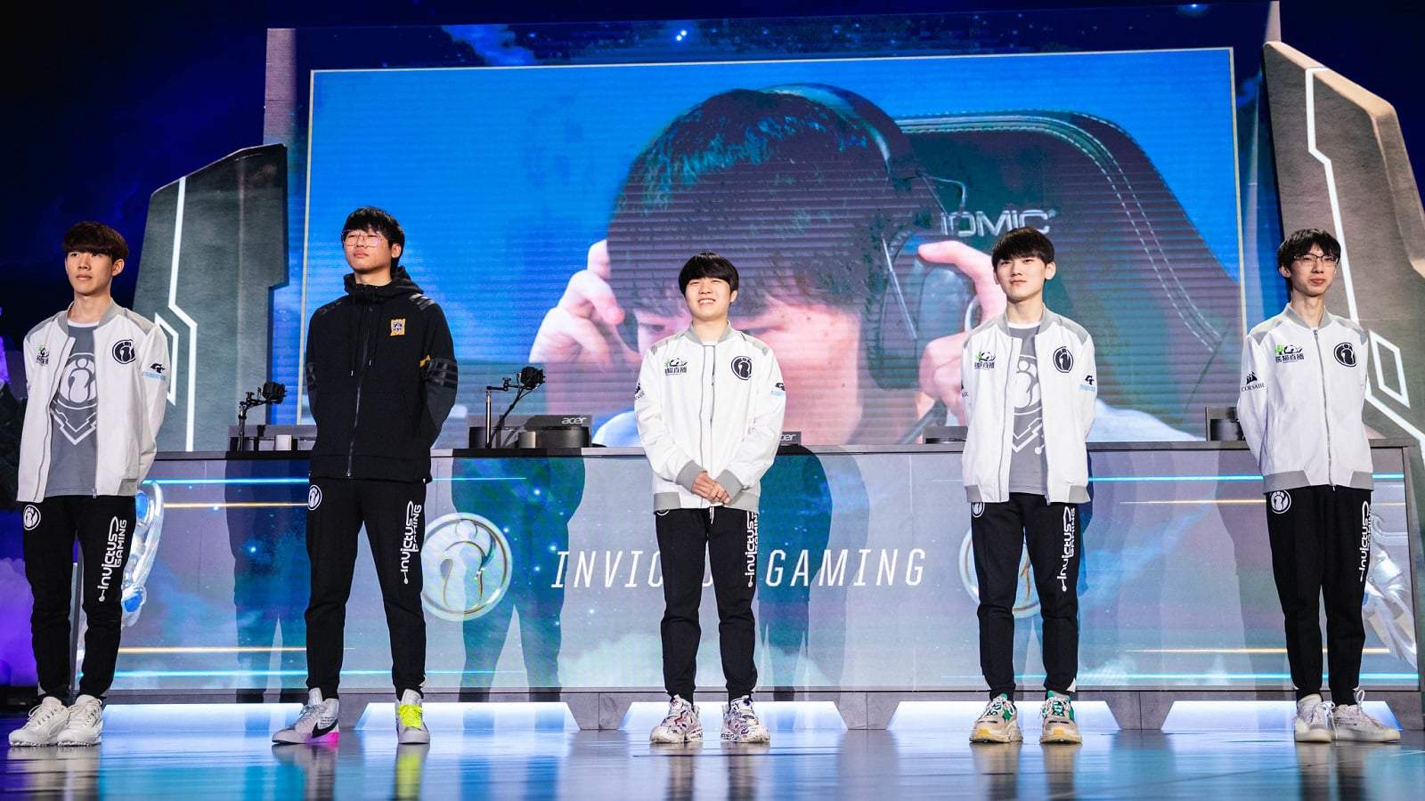 Invictus Gaming LoL Worlds Quarterfinals