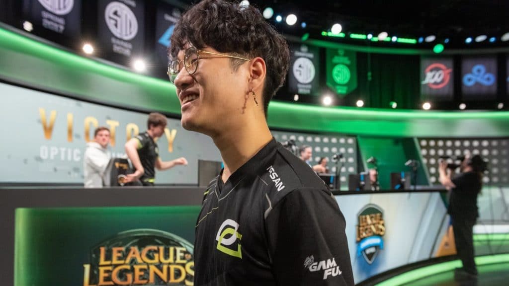 League of Legends: Counter Logic Gaming to Sign Crown from Immortals