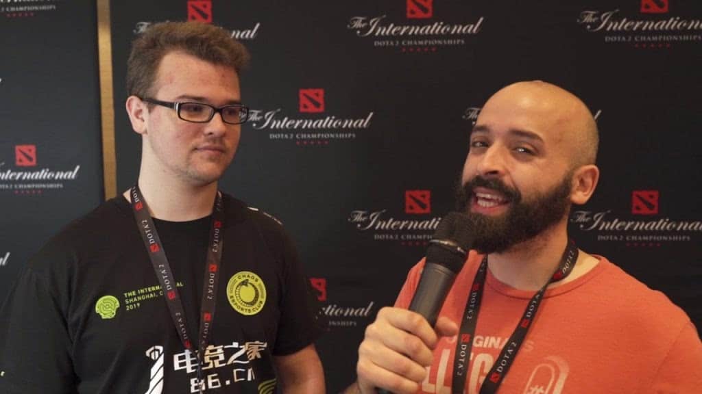 Dota 2: Khezu and Skiter Team Up with Fighting PandaS