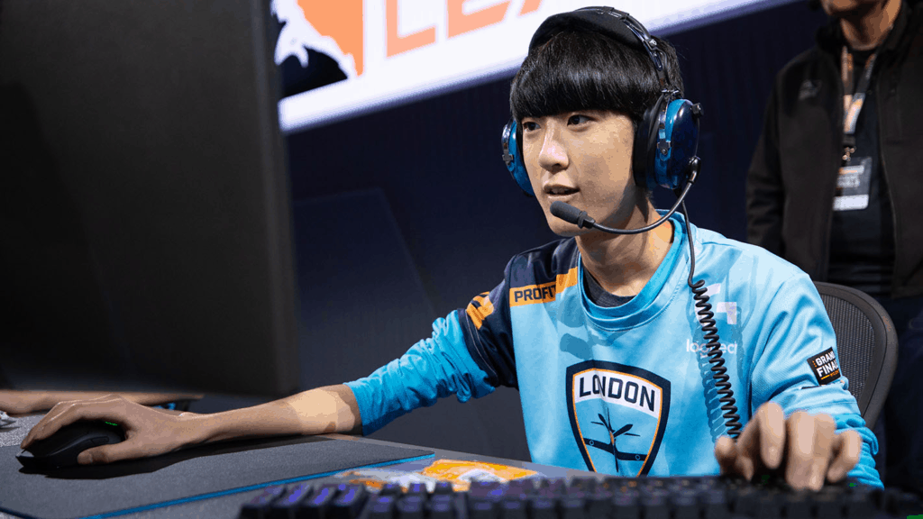 Profit Overwatch League player