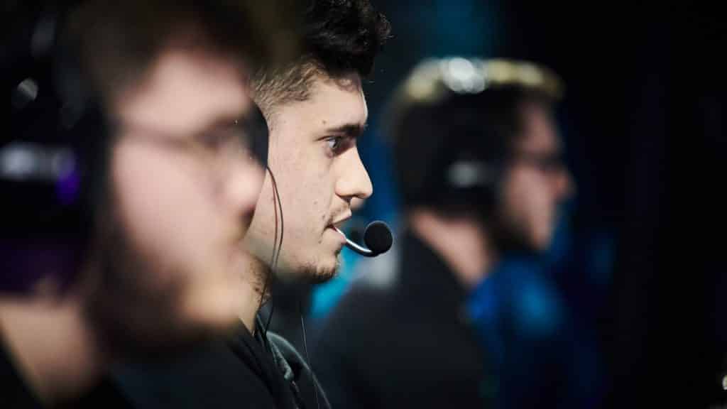 Octane Says The Call Of Duty League Is “Laughable” After 45 Minute Tech Pause