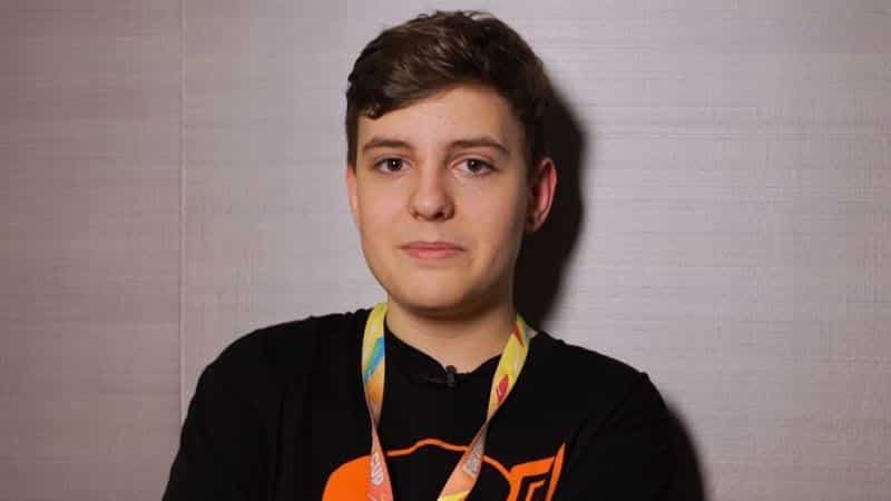 Pro Fortnite player Clix on a grey background