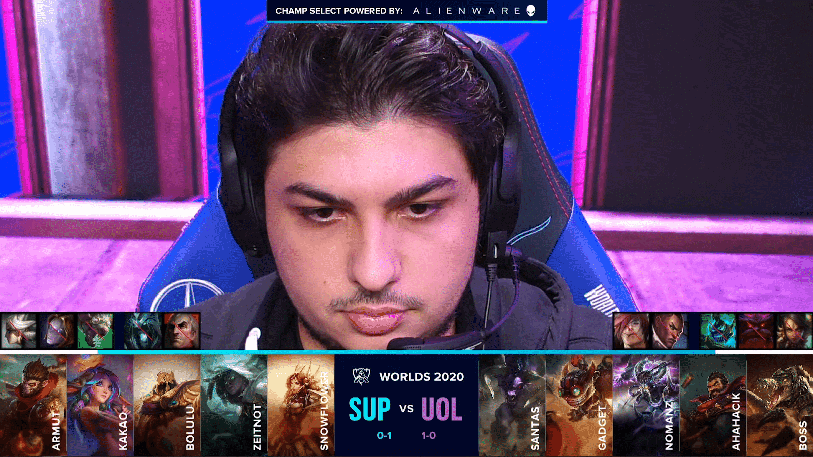 SuperMassive's Armut waiting to start a Worlds 2020 game with the UOL and SUP game 2 drafts below