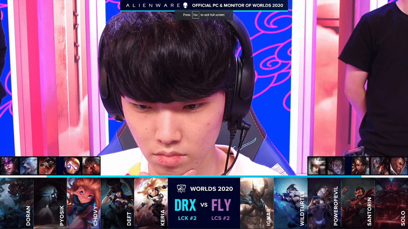 DRX Chovy's player cam before his Worlds 2020 game against FlyQuest with their game draft below