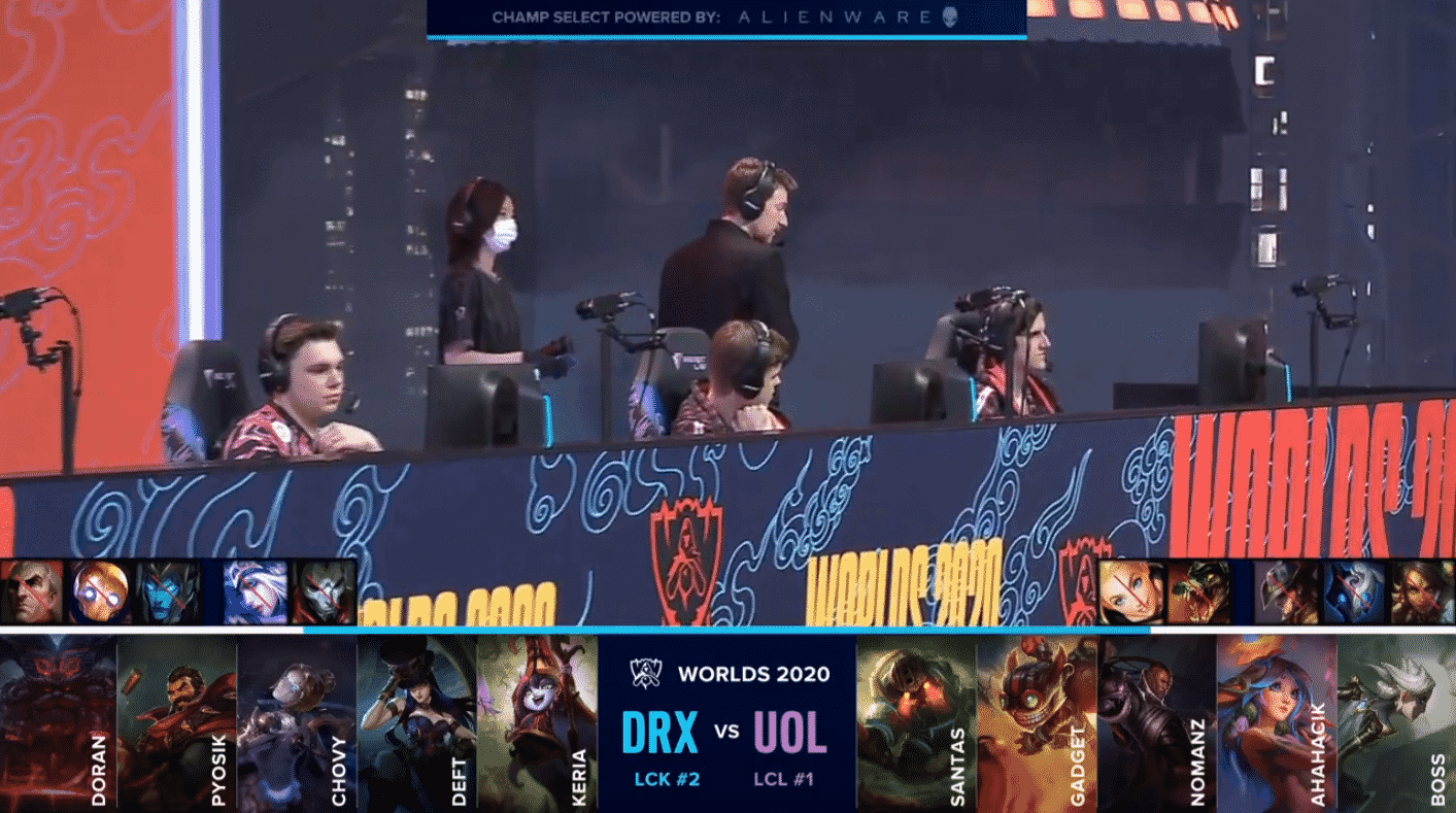 The Unicorns of Love LoL team on the Worlds 2020 stage before their game against DRX with the game draft below