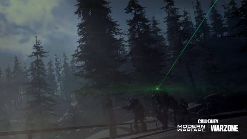 A group of operators move tactically during the night in Verdansk in Call of Duty Modern Warfare Warzone
