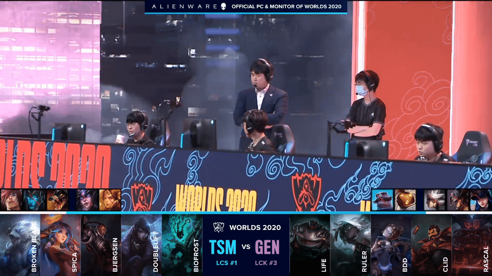 The Gen.G LoL team on the Worlds 2020 stage before their match versus TSM with the game drafts below