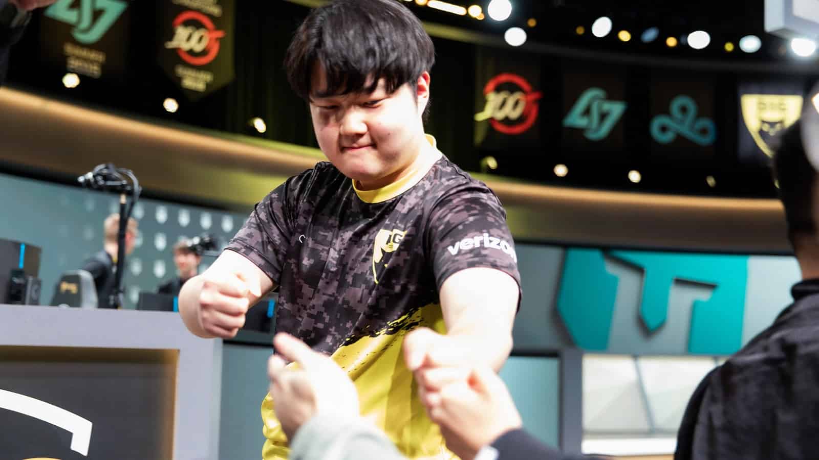 LoL: TSM Signs Huni For 2021