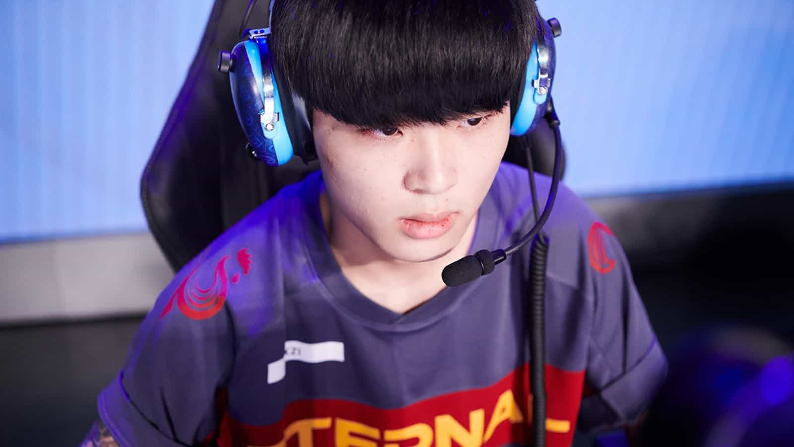 Overwatch League: Dallas Fuel Signs Xzi