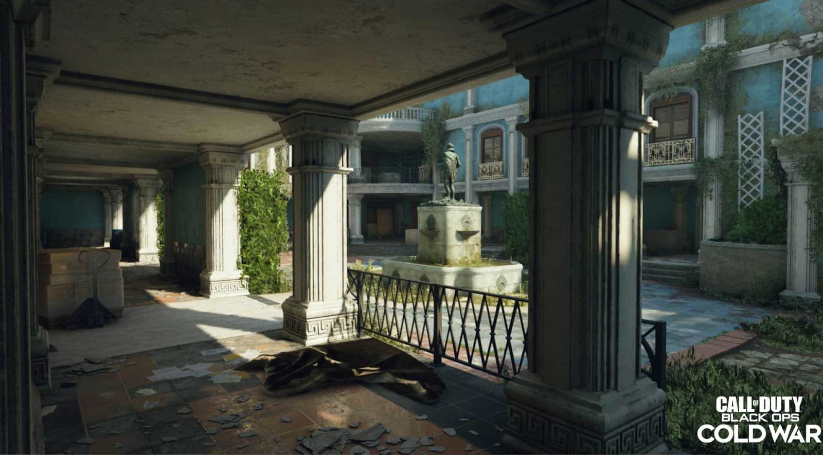 A courtyard in Havana is shown with large pillars and a statue in the middle as the map Mansion from Call of Duty Black Ops Cold War