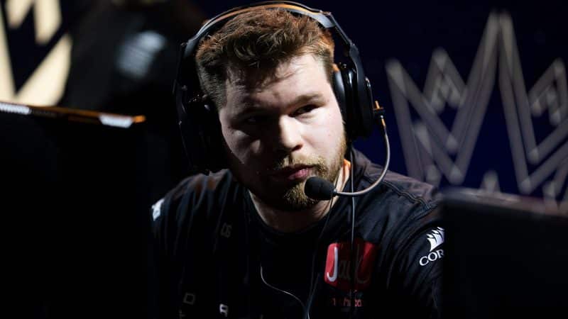 Ian "Crimsix" Porter looks toward a team mate during a live match of the Call of Duty League