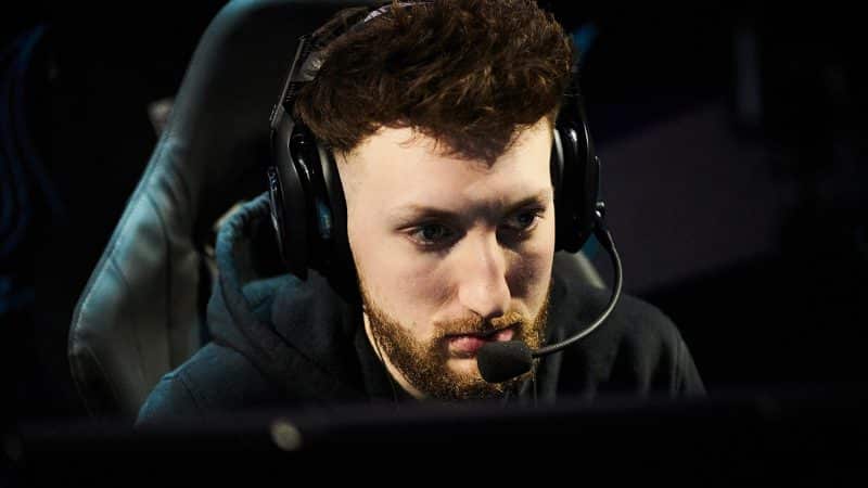 Pro Call of Duty player from the Florida Mutineers Josiah "Slacked" Berry looks forward with a headset on.