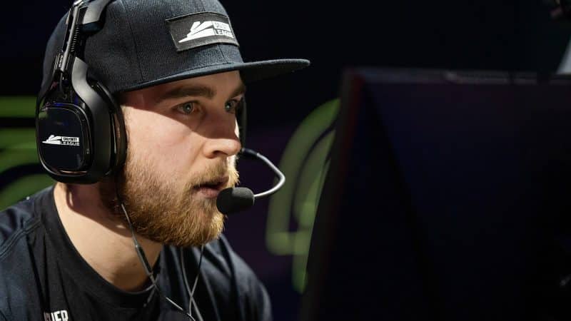 Pro Call of Duty player for the LA Thieves Austin "Slasher" Liddicoat looks intently at a PC screen during a match.