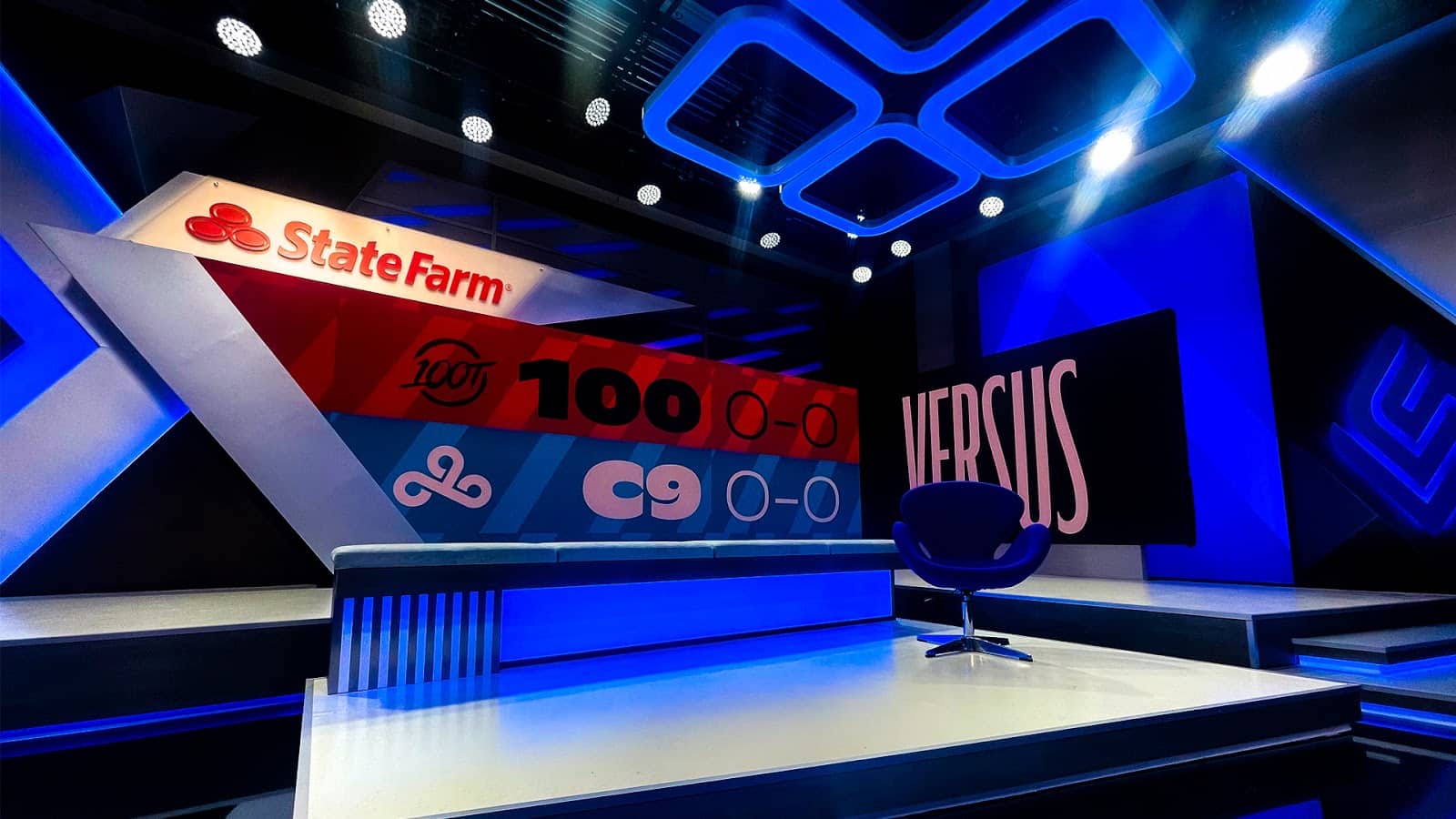 LoL: LCS Showcases New Studio