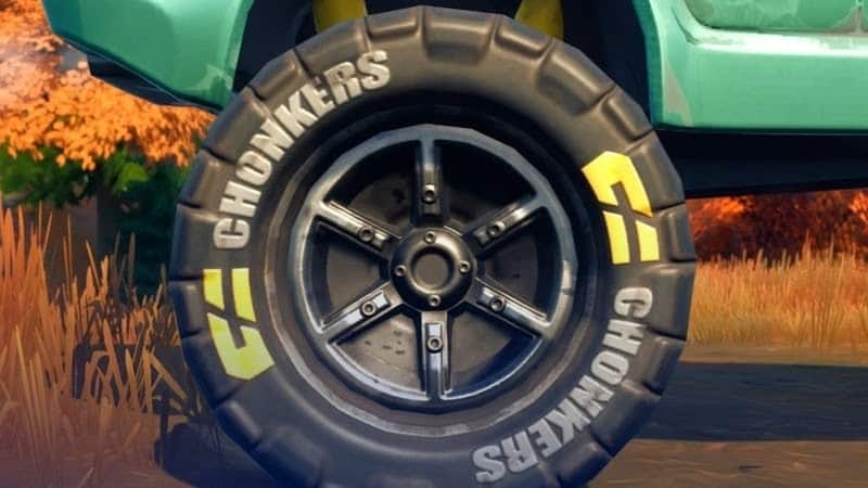 A shot of the Chonkers tires on a vehicle in Fortnite.