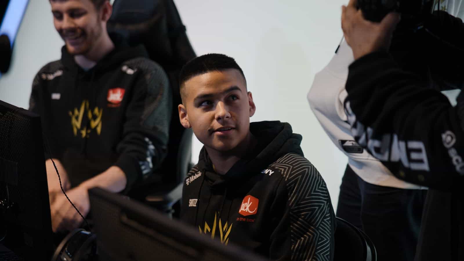 Anthony " Shotzzy" Cuevas-Castro talks with team mates ahead of a live game in the Call of Duty League