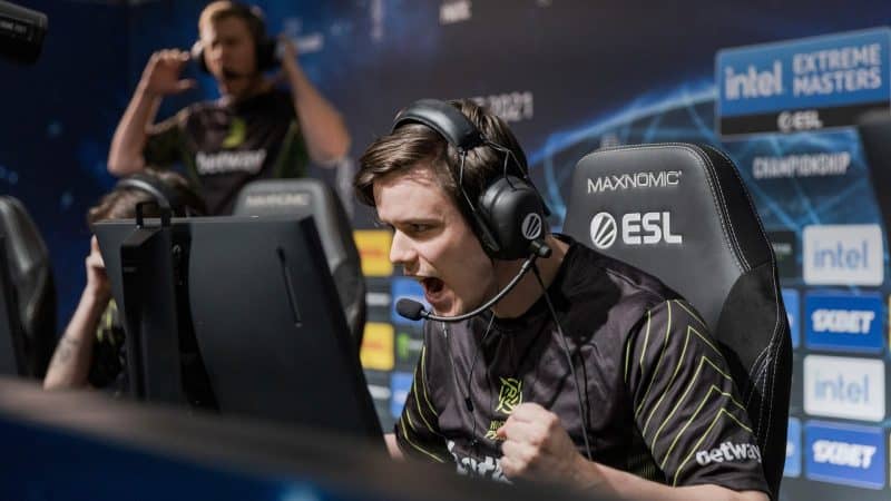 Fredrik "REZ" Sterner cheers after taking a win with his team, Ninja in Pyjamas