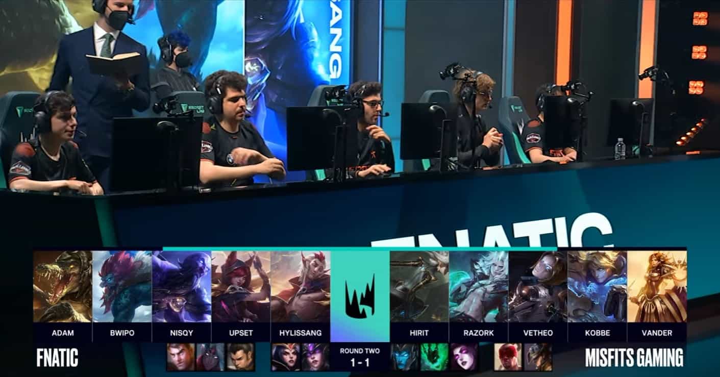 A screenshot from the LEC broadcast for the Summer Playoffs match between Fnatic and Misfits. The Game Three drafts appear on screen with a shot of the Fnatic LoL team on the LEC stage above.