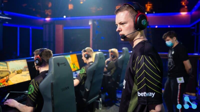 Fredrik “slap” Junbrant watches as his junior squad get ready for a game