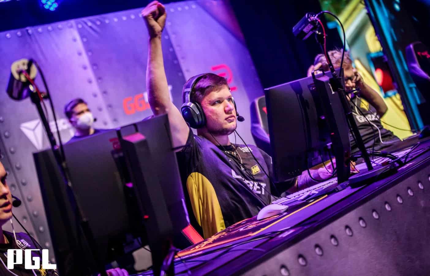 Oleksandr “s1mple” Kostyliev holds his first up in the air from on the PGL Stockholm stage.