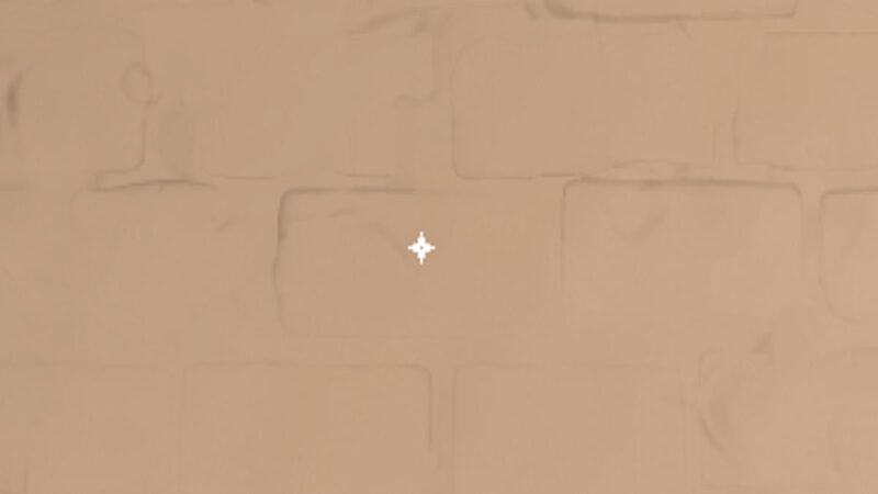 A Valorant in-game screenshot showing off a shuriken crosshair.