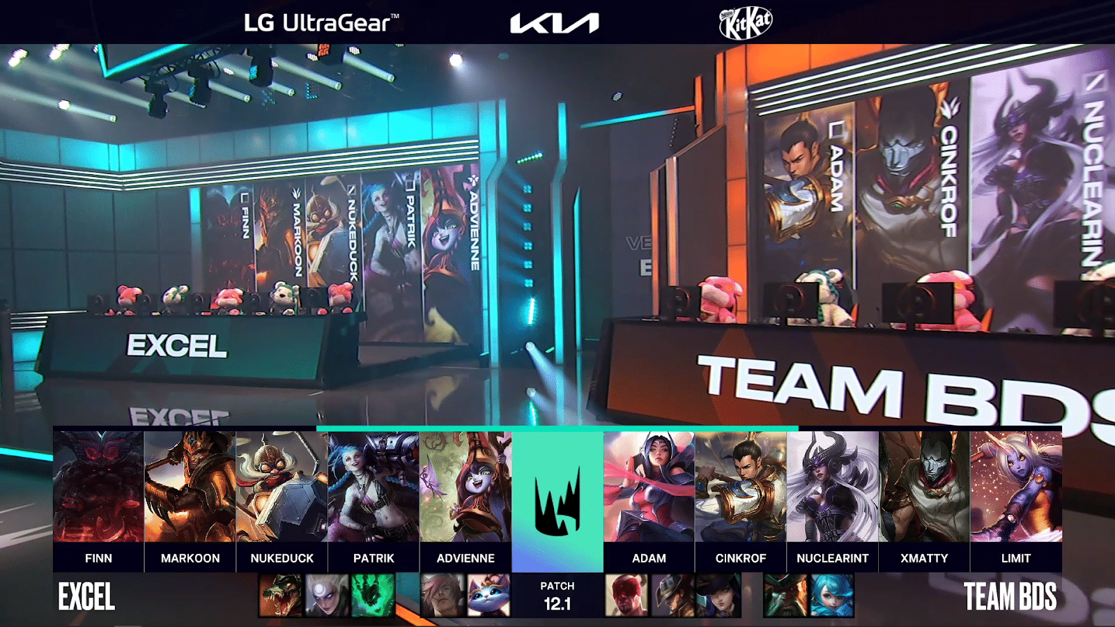 The LEC stage, awaiting the entrance of Excel and BDS ahead of their match