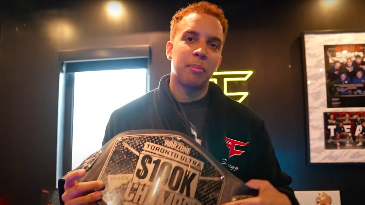 Swagg shows 100K Warzone belt in room tour