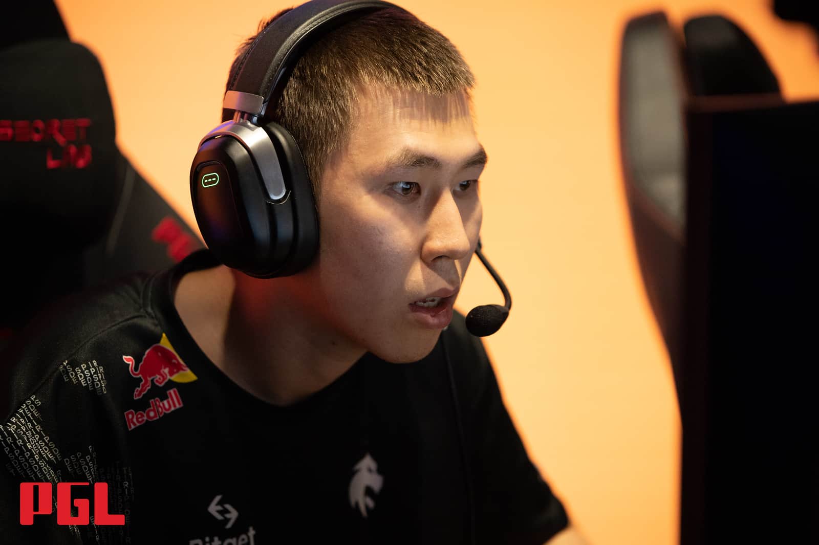 Alexander "TORONTOTOKYO" Khertek concentrates during Team Spirit's Grand Final series at the PGL Arlington Major 2022