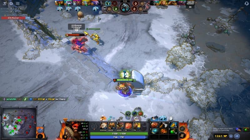 Beastmaster blinds enemy heroes using Solar Crest in Diretide