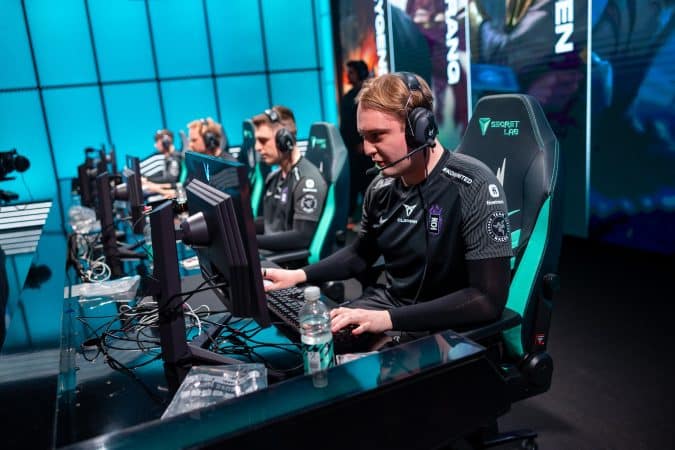 LEC KOI Players