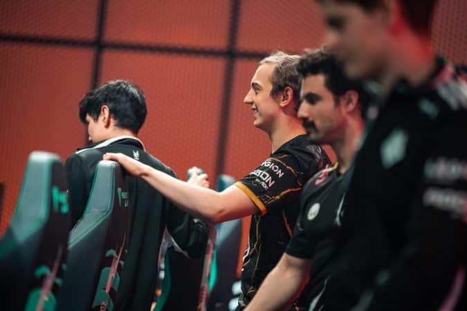 G2 Esports vs KOI Midlaner of G2, Caps