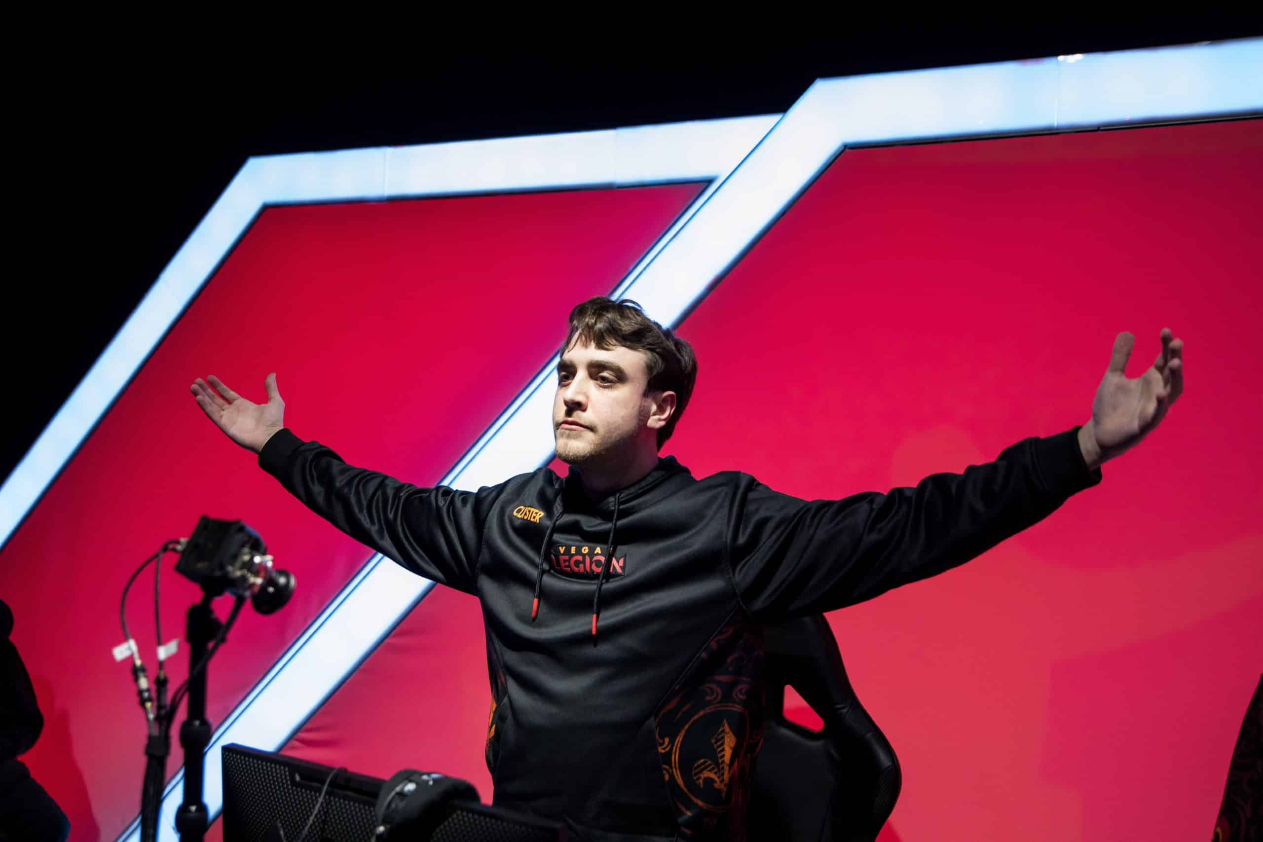 New York Subliners vs Las Vegas Legion Clayster, leader of Las Vegas Legion