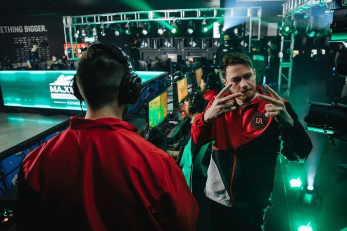 OpTic Texas vs Los Angeles Thieves The players of LAT