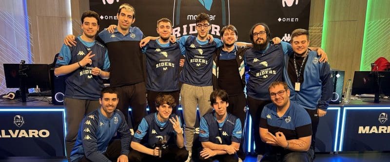 Unicorns of Love Sexy Edition vs Movistar Riders The Lineup of Movistar Riders
