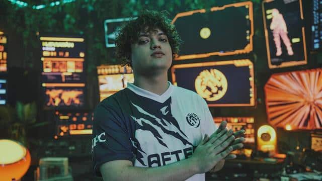 Francisco "kiNgg" Aravena