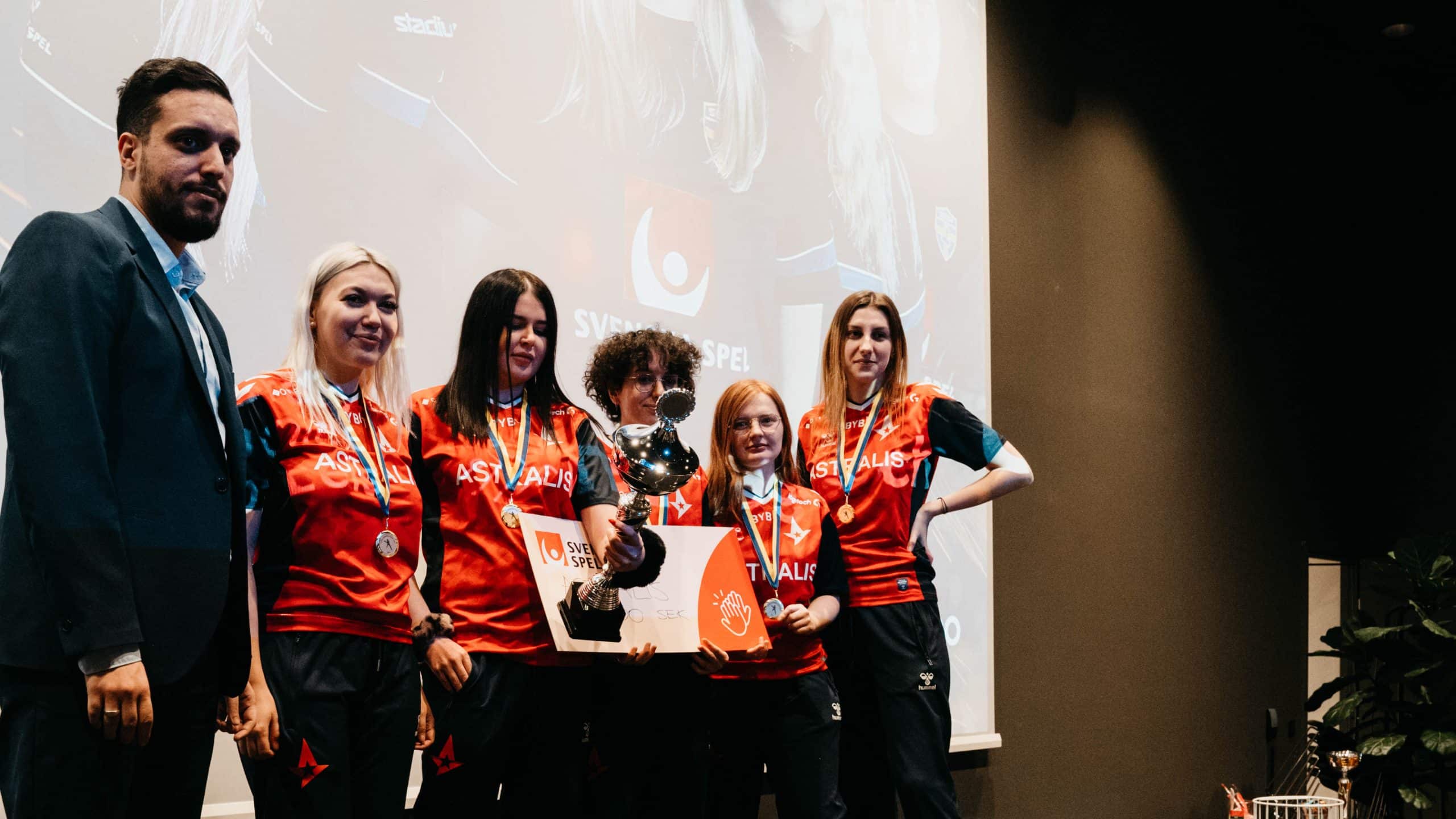 Astralis fe Release All But One Member From The Roster