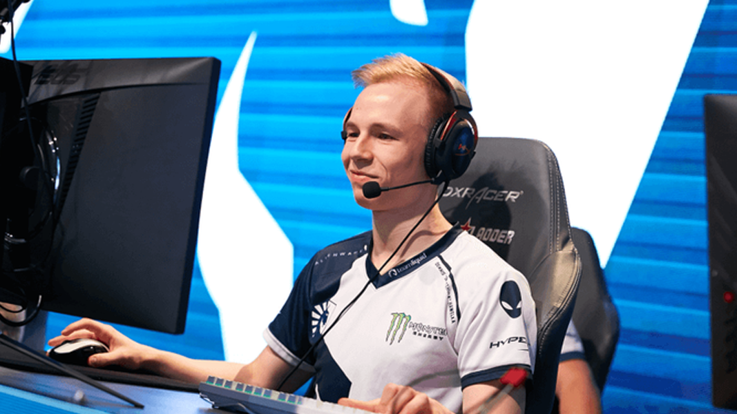 EliGE’s Team Liquid Legacy