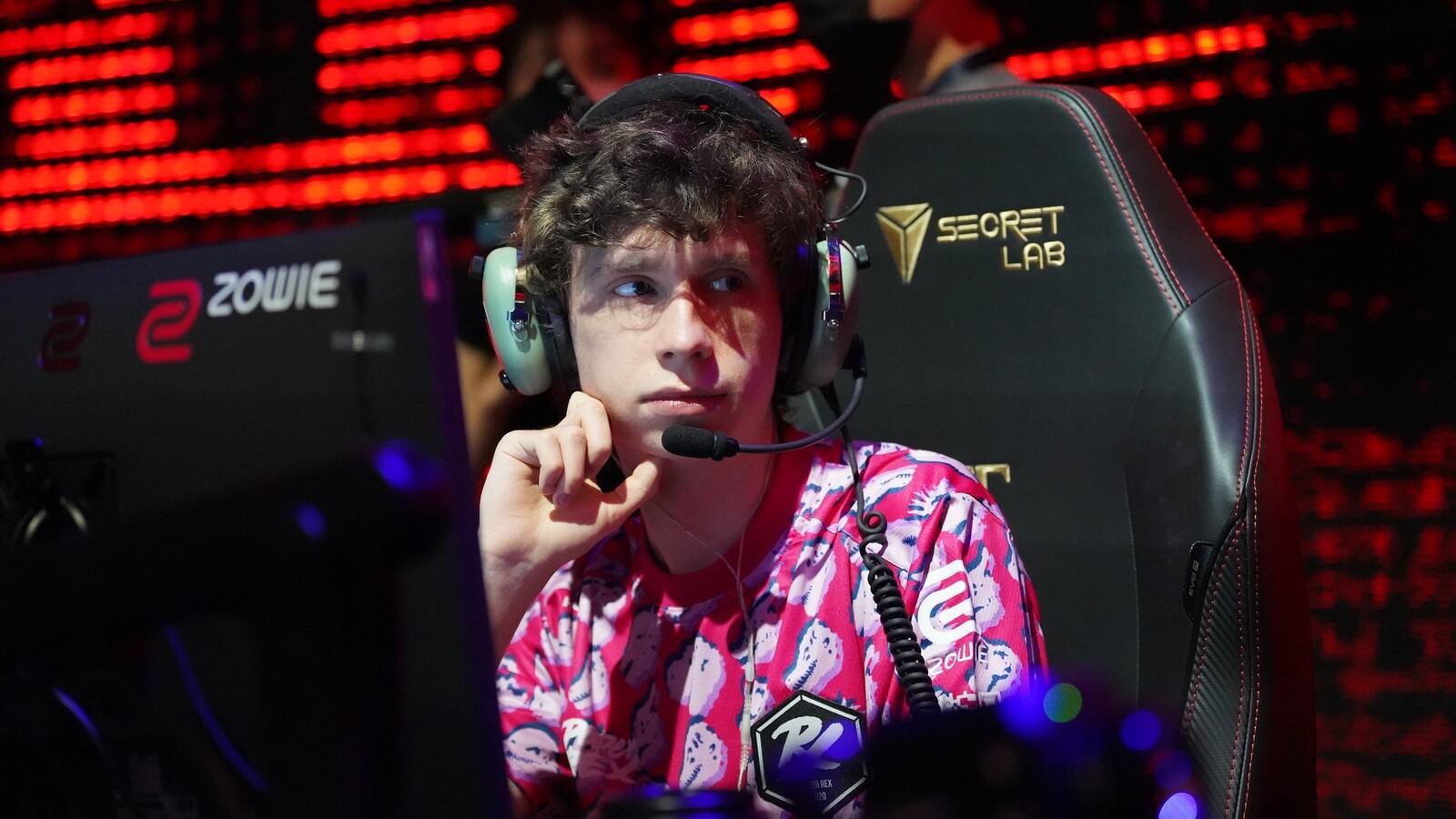 Paper Rex Player something