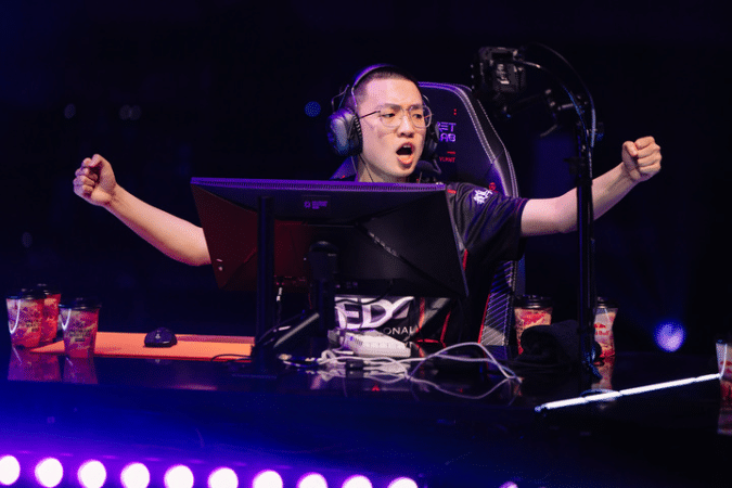 Zheng "ZmjjKK" Yongkang, also known as Kangkang