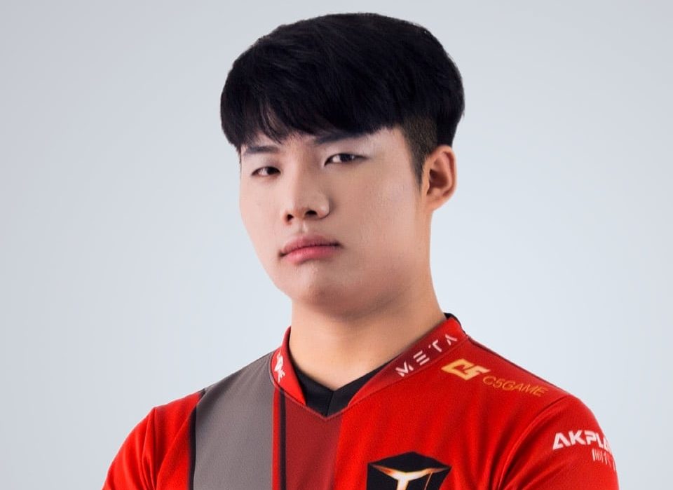 Chinese Leaderboard: Dota 2 Top 10 Legendary Titans