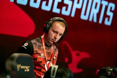Rejin Redemption:  Valve Reduces Coach’s Major Ban