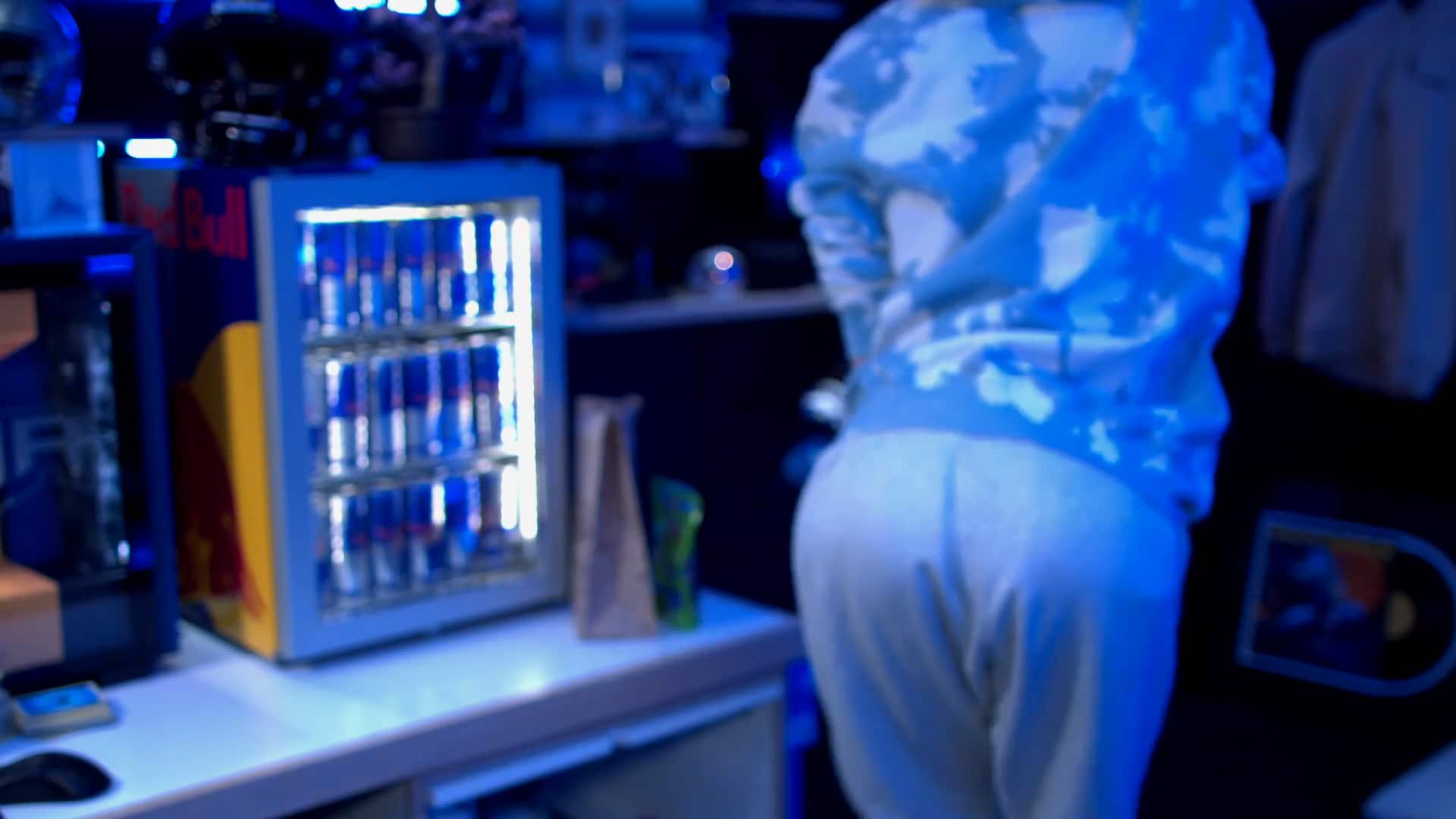 Ninja reenacting how “e-girls” write their subscribers' names on chalkboards