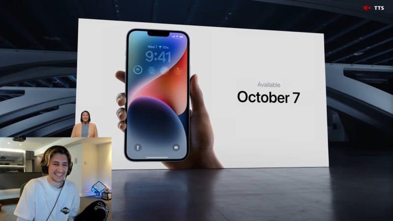 xQc laughing hysterically at the iPhone 14 promotional commercial