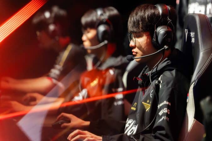 T1 vs Cloud9 Faker