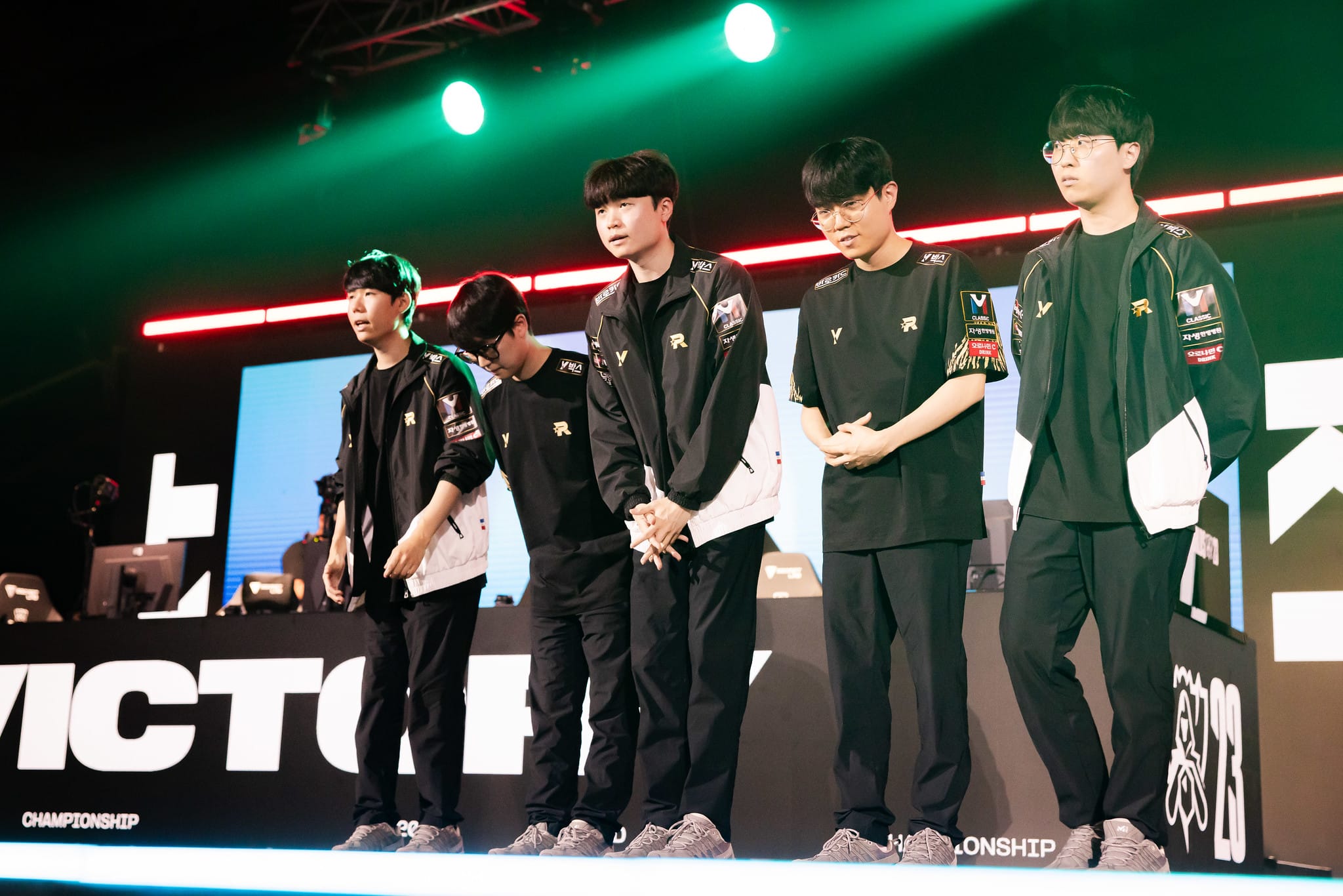 KT Rolster vs Weibo Gaming