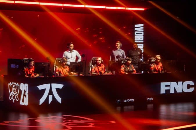 Fnatic vs Weibo Gaming