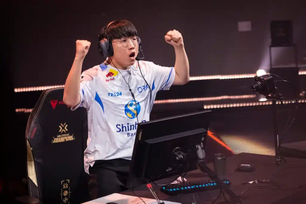 Best Valorant Entry Fragger from APAC - BuZz of DRX